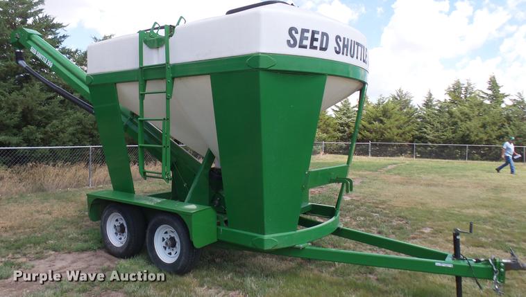 image for item DR9631 Norwood Sales SS290 seed shuttle