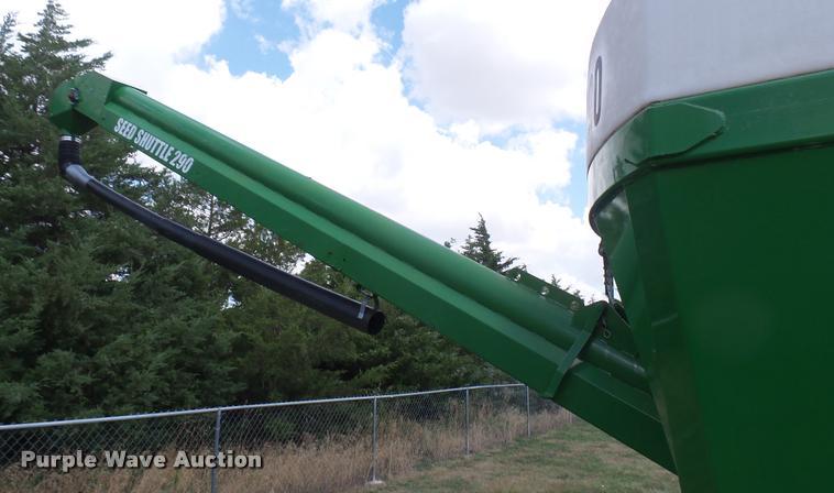 image for item DR9631 Norwood Sales SS290 seed shuttle