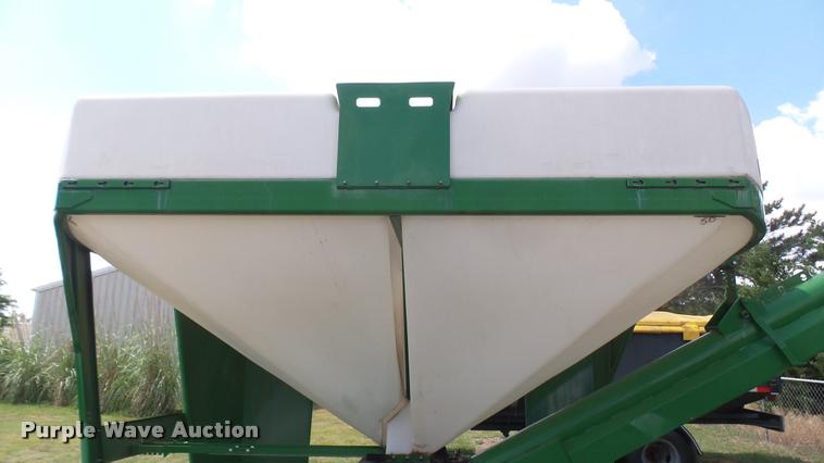 image for item DR9631 Norwood Sales SS290 seed shuttle
