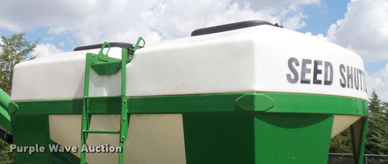 image for item DR9631 Norwood Sales SS290 seed shuttle