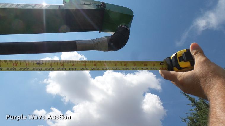 image for item DR9631 Norwood Sales SS290 seed shuttle