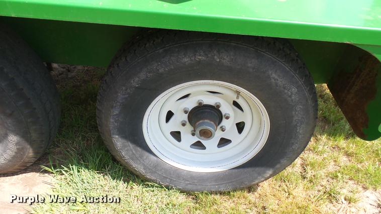 image for item DR9631 Norwood Sales SS290 seed shuttle