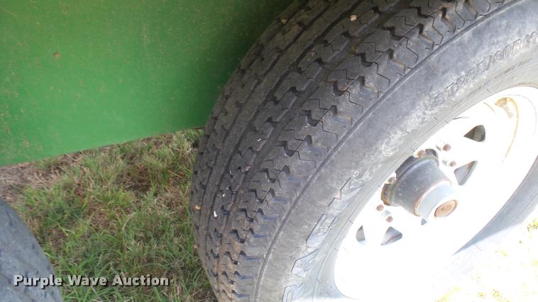 image for item DR9631 Norwood Sales SS290 seed shuttle