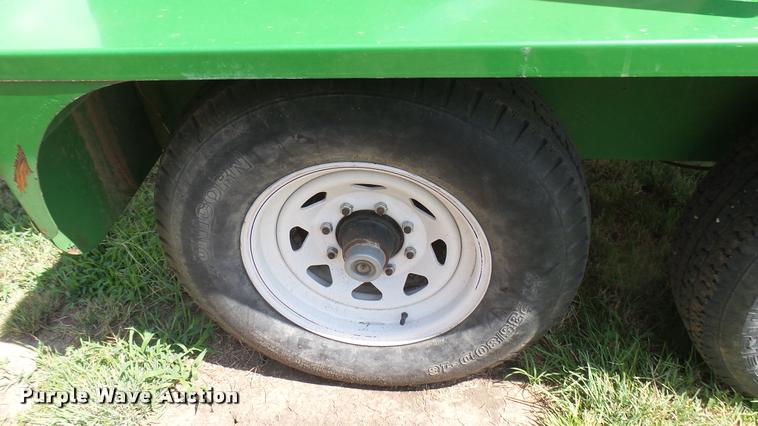 image for item DR9631 Norwood Sales SS290 seed shuttle