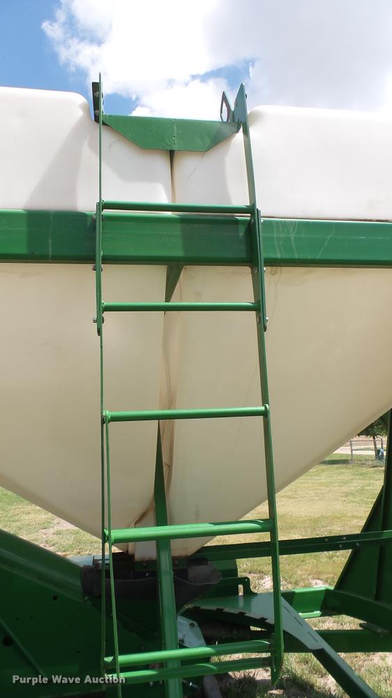 image for item DR9631 Norwood Sales SS290 seed shuttle