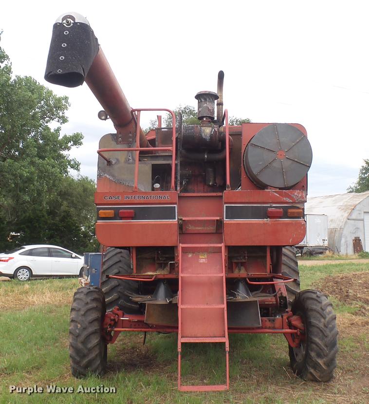 image for item DR9638 Case IH 1680 Axial-Flow combine