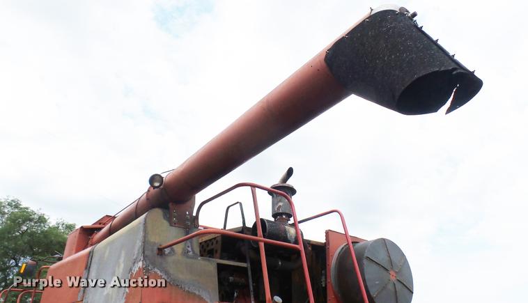 image for item DR9638 Case IH 1680 Axial-Flow combine