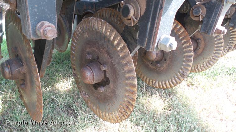 image for item DR9647 Great Plains 1005NG grain drill