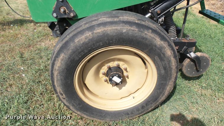 image for item DR9647 Great Plains 1005NG grain drill