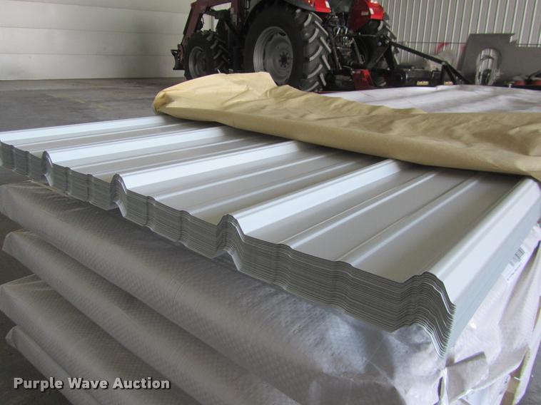 image for item G1204 (70) sheets of metal siding/roofing