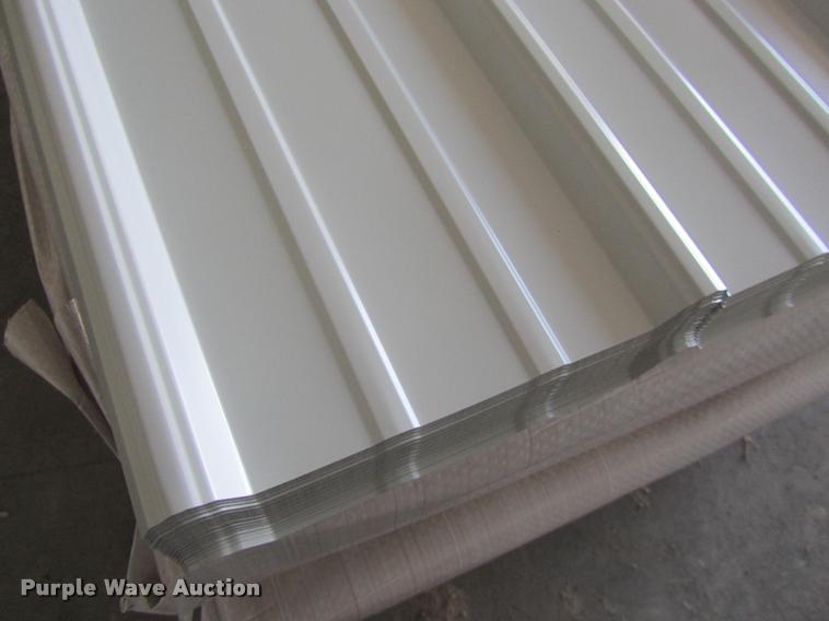 image for item G1204 (70) sheets of metal siding/roofing