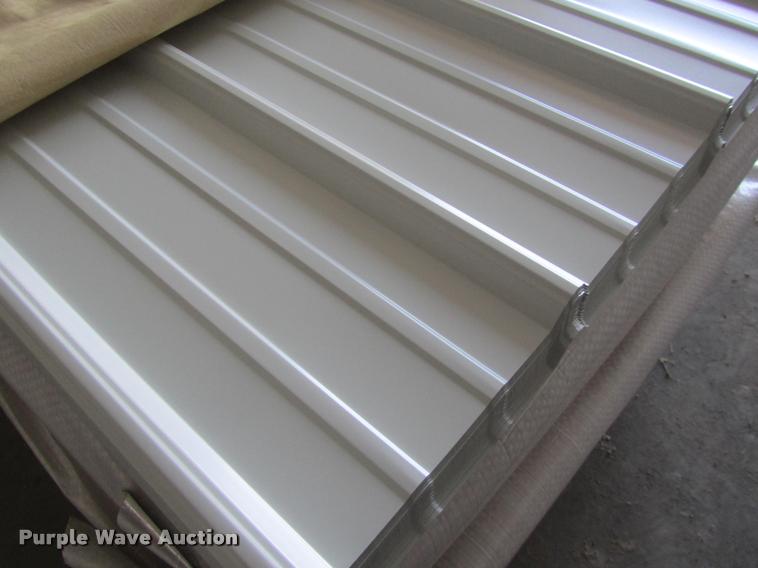 image for item G1210 (70) sheets of metal siding/roofing