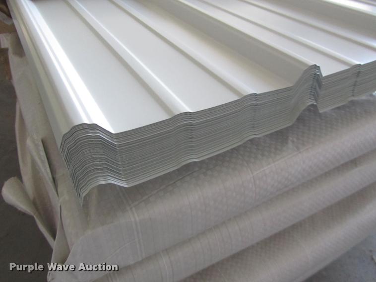 image for item G1211 (70) sheets of metal siding/roofing