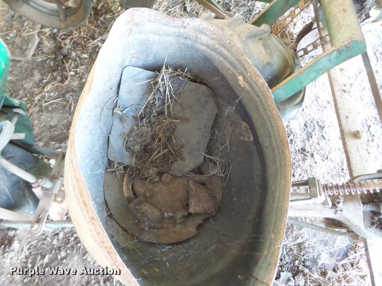 image for item K3250 John Deere 495A planter