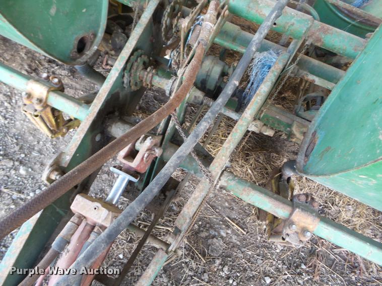 image for item K3250 John Deere 495A planter