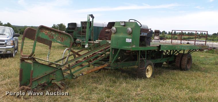 image for item K3252 United Manufacturing 10 bale wagon