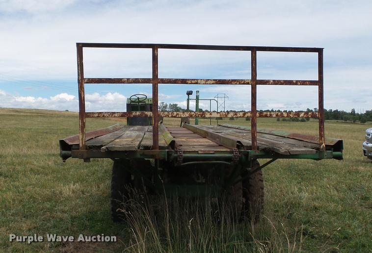image for item K3252 United Manufacturing 10 bale wagon