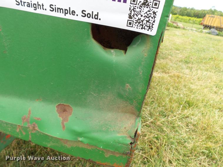 image for item K3252 United Manufacturing 10 bale wagon