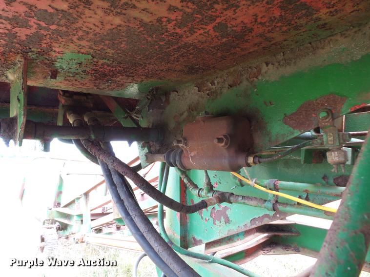 image for item K3252 United Manufacturing 10 bale wagon