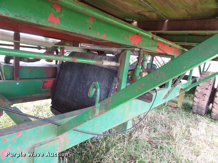 image for item K3252 United Manufacturing 10 bale wagon