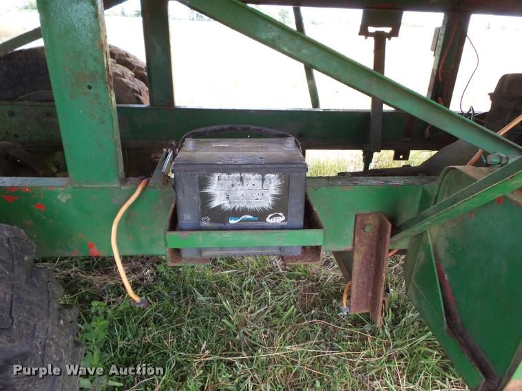 image for item K3252 United Manufacturing 10 bale wagon