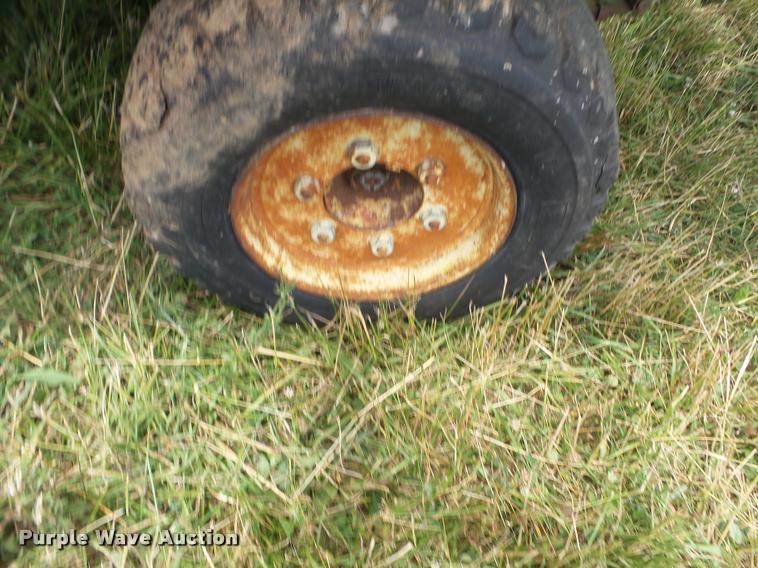 image for item K3252 United Manufacturing 10 bale wagon