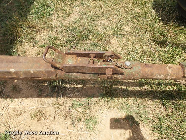 image for item K3253 Big Blue 810A silage wagon