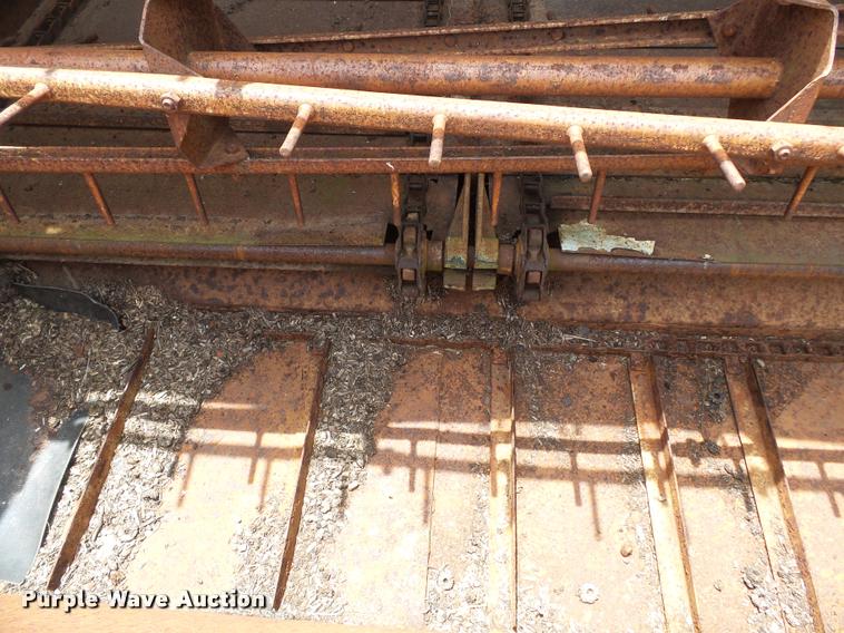 image for item K3253 Big Blue 810A silage wagon