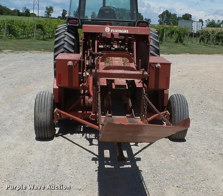 image for item K3256 Hesston 4550 small square baler