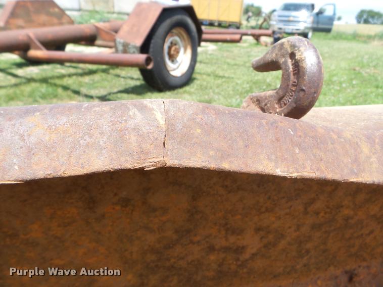 image for item K3258 John Deere bucket