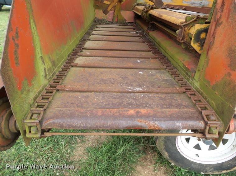 image for item K3261 Knight K16-7 silage wagon