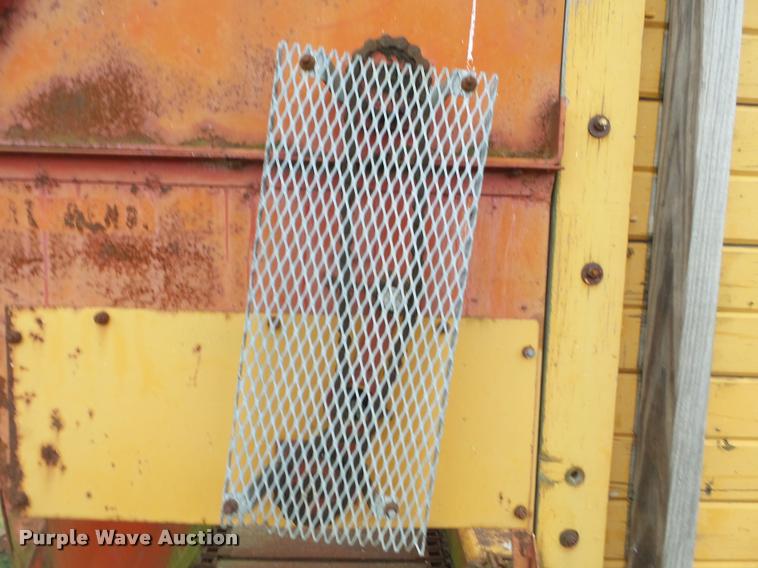 image for item K3261 Knight K16-7 silage wagon