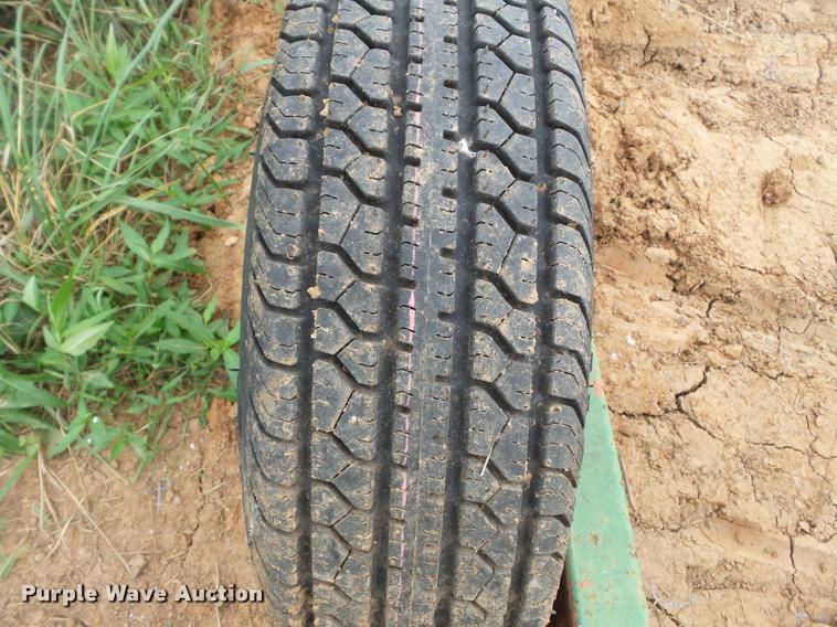 image for item K3263 Tonutti RCS8 hay rake