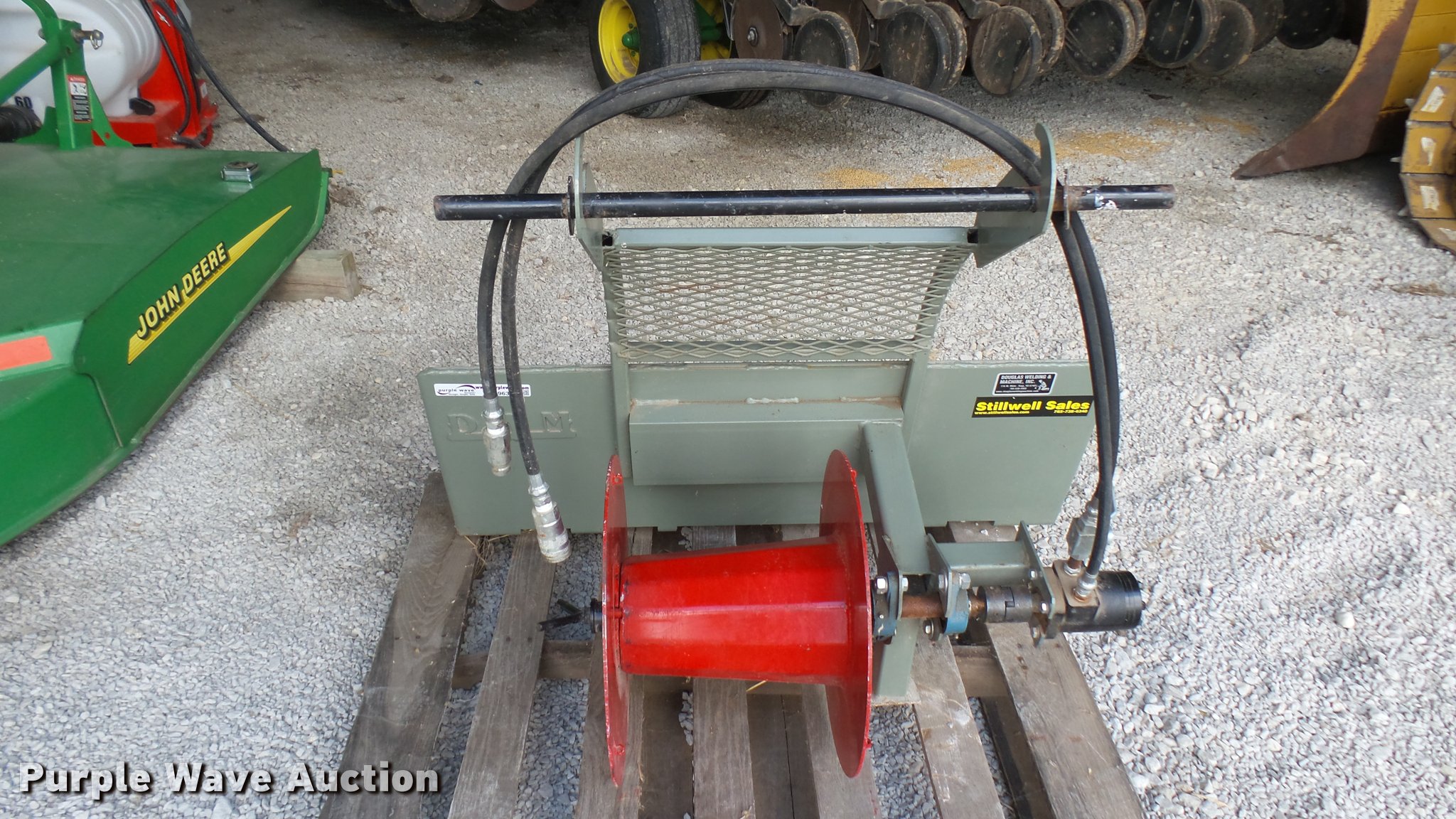 Douglass Welding skid steer wire winder in Geneseo, KS Item DR9634