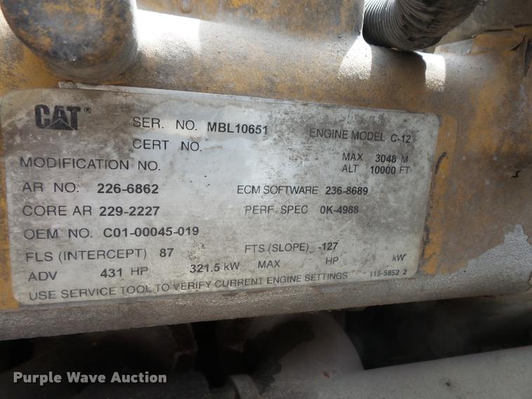 image for item DA1571 2000 Peterbilt 379 semi truck