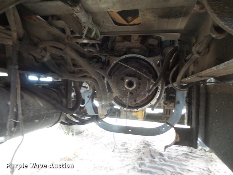 image for item DA1571 2000 Peterbilt 379 semi truck