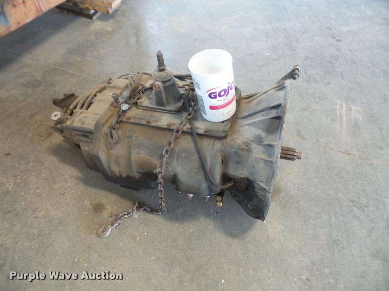 image for item DA1571 2000 Peterbilt 379 semi truck