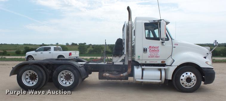 image for item DA1572 2008 International ProStar Premium semi truck