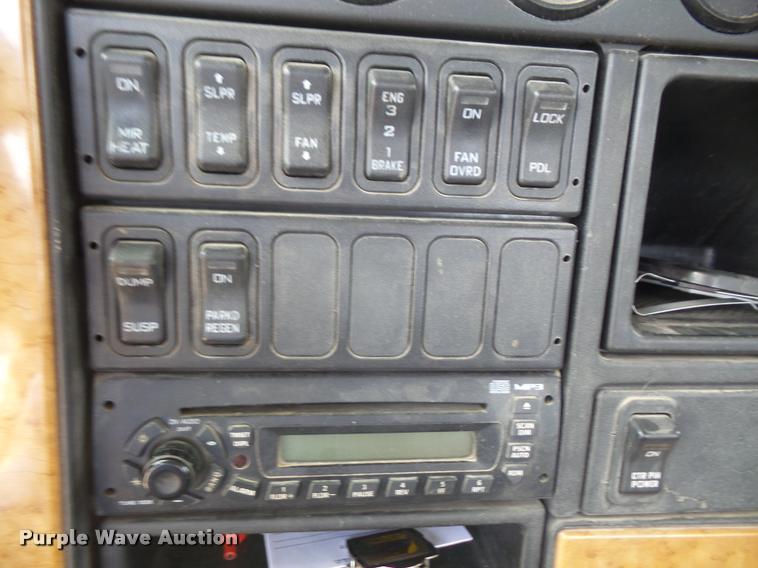 image for item DA1572 2008 International ProStar Premium semi truck