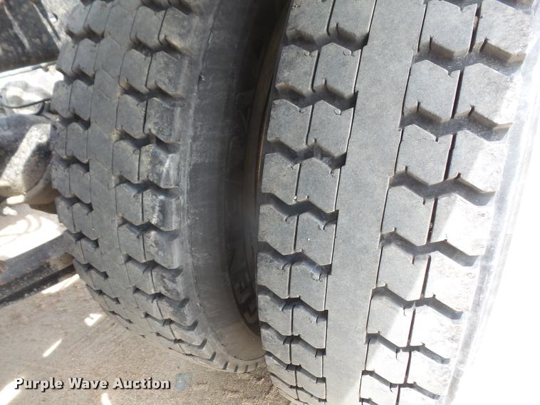 image for item DA1572 2008 International ProStar Premium semi truck