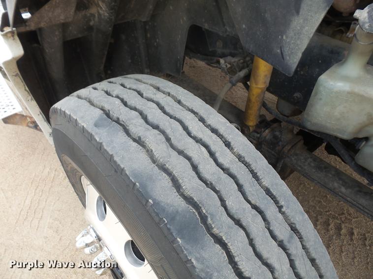 image for item DA1572 2008 International ProStar Premium semi truck