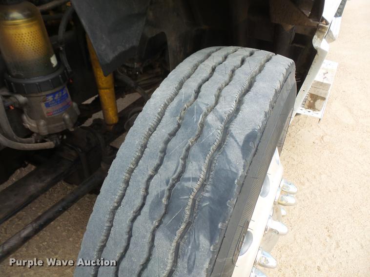 image for item DA1572 2008 International ProStar Premium semi truck