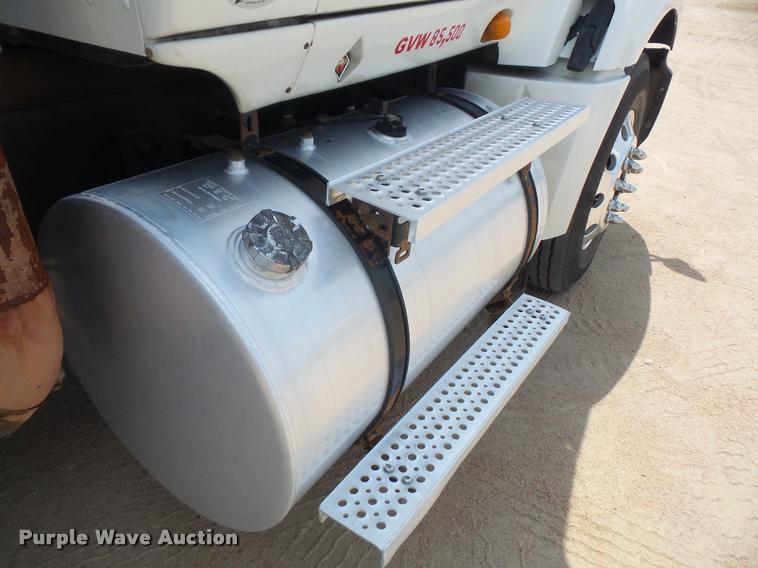 image for item DA1572 2008 International ProStar Premium semi truck