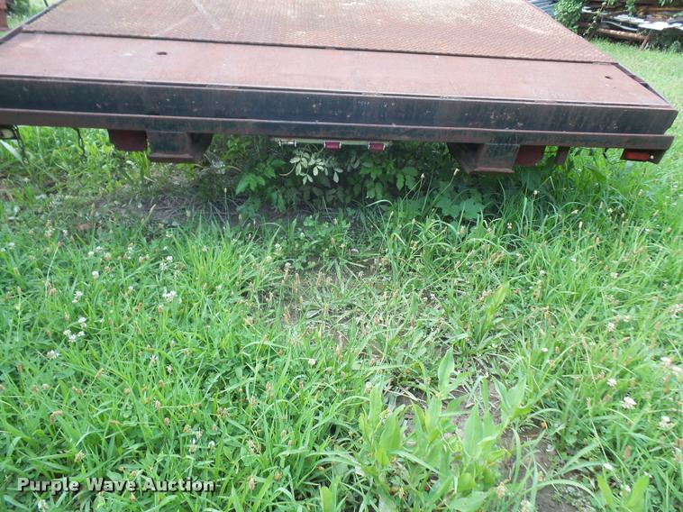 image for item DA1624 1987 J-Rod 9640TDF equipment trailer