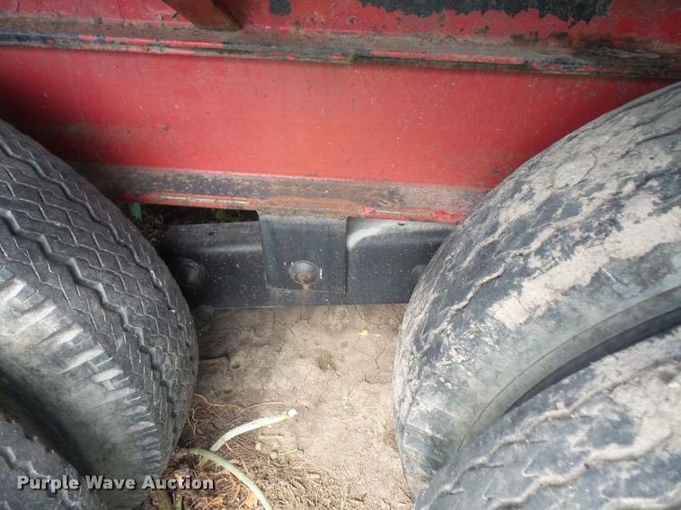 image for item DA1624 1987 J-Rod 9640TDF equipment trailer