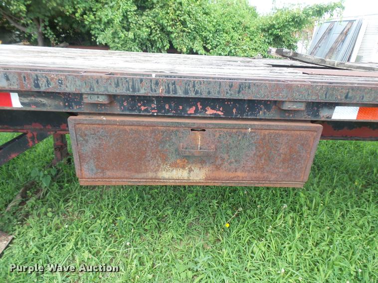 image for item DA1624 1987 J-Rod 9640TDF equipment trailer