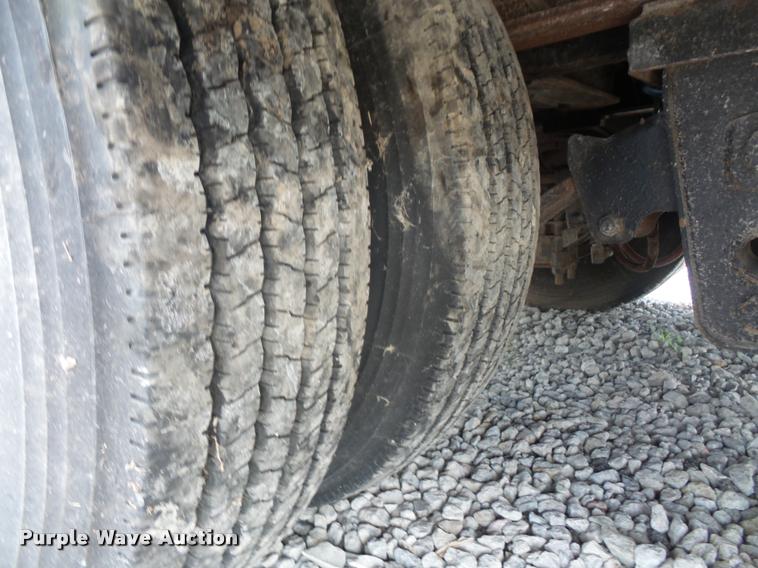 image for item DA1625 1980 Landoll tilt deck equipment trailer