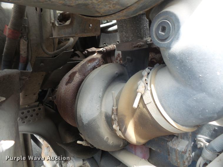 image for item DA1626 1995 Ford L9000 semi truck