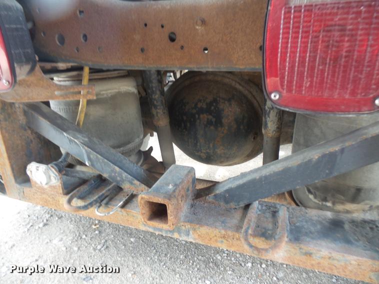 image for item DA1626 1995 Ford L9000 semi truck