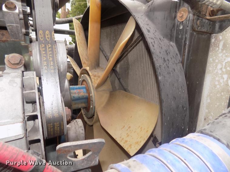 image for item DA3059 2005 Freightliner Columbia semi truck